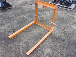 lot 38 image: 3PT Material Mover (UNUSED)