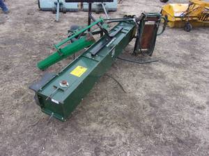 lot 57 image: Cushman Core Harvester