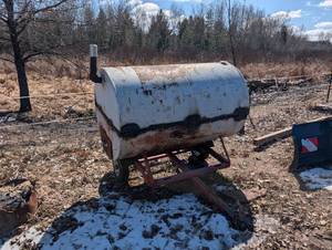 lot 12 image: Hog Roaster On Trailer