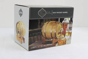 lot 30 image: Dashing Fine Gifts Mini Whiskey Barrel Set - 27 fl oz (800 ml)