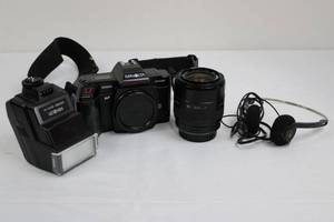 lot 57 image: Minolta Maxxum 5000 AF SLR with ProSpec 52mm Lens & 2800AF Flash