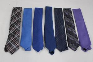 lot 89 image: Neckties Lot of 8 - Blues, Purples & Plaid (Pronto UomoJoseph AbboudPlatinum)