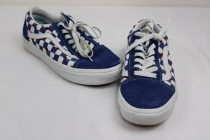 lot 102 image: Vans Old Skool Checkerboard Sneakers - BlueWhite - Mens US 5 (EU 36.5)