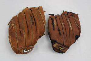 lot 113 image: Mizuno Prospect Diamond Ready 12.5in Baseball Gloves (Lot of 2)