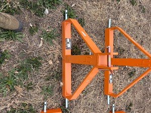 lot 60 image: QC4-26-15.7G QUICK COUPLER 4 THREE POINT HITCH