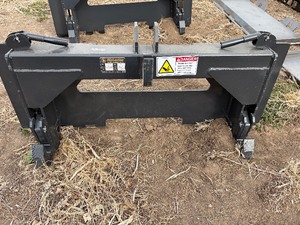 lot 67 image: PT-16-02C 3 Point Quick ATTACH