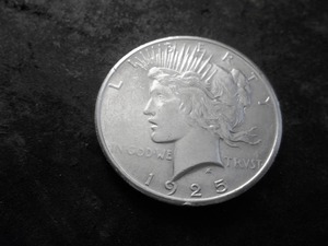 lot 34 image: 1925 Peace Silver Dollar