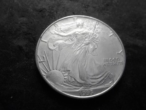 lot 39 image: 1995 American Silver Eagle MS