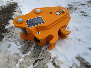 lot 182 image: Future Equipment Cat 302 Excavator Quick Tach