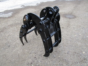 lot 73 image: ZJG Equipment Mini Excavator 13 Grabber Claw