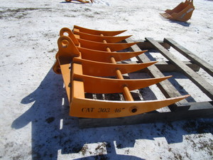 lot 28 image: Future Equipment Cat 303 Excavator 46 Rake