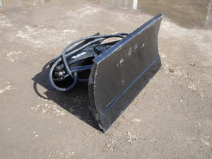 lot 63 image: Future Equipment 44 Mini Skid Steer Blade