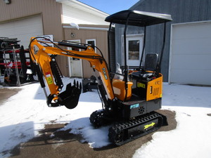 lot 95 image: Future Equipment FT13 Excavator