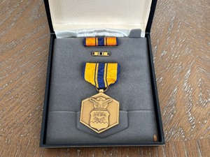 lot 6 image: Vintage Military Medal