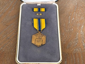 lot 7 image: Vintage Military Medal