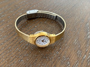 lot 16 image: Vintage 1980s Pulsar Quartz Ladies Wrist Watch