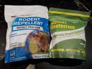 lot 14 image: Rodent Repellent...