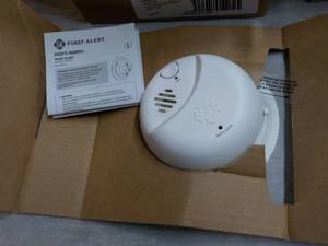 lot 61 image: First Alert Smoke Alarm ...