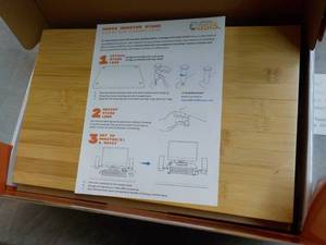 lot 88 image: Oasis Monitor Stand...