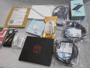 lot 131 image: Electronic Lot...