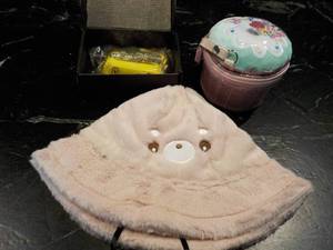 lot 156 image: Girls Purses and hat...