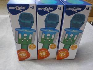 lot 226 image: 3 move 2 Play Wireless Mic and Spea...