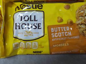 lot 257 image: 6 bags Toll House Butterscotch 11 o...