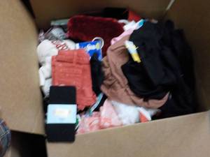 lot 272 image: Large box of misc sizes new summer ...