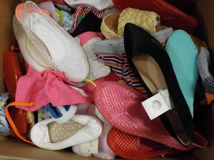 lot 273 image: Large box of mostly size large new ...