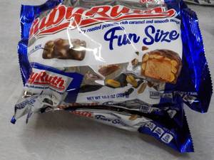 lot 289 image: 3 bags 10.2 oz each Baby Ruth Fun S...