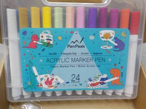 lot 295 image: Acrylic Marker 24 Color Pen Kit...