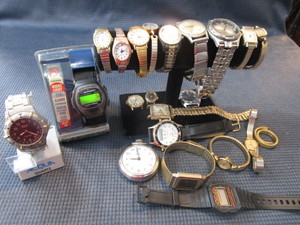 lot 35 image: Wrist Watches