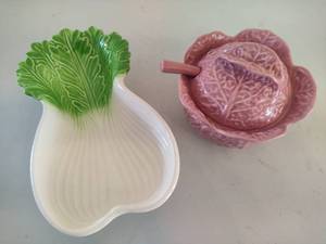 lot 18 image: Cabbage Bowl & Celery Dish