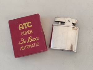 lot 30 image: ATC Super DeLuxe Automatic Lighter wBox