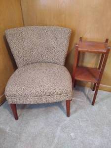 lot 48 image: Accent Chair & Wooden Plant Stand