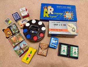 lot 43 image: Vintage Playing Cards, Poker Chips, Shuf-L-Card Shuffler