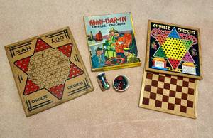 lot 41 image: Vintage Chinese Checkers Board Games
