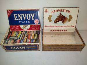 lot 36 image: Vintage Cigar Boxes wMatchbooks