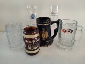 lot 75 image: Branded Mugs & Glasses
