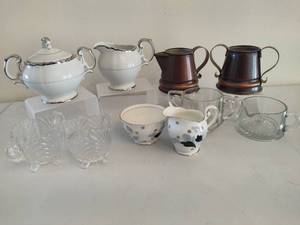 lot 92 image: Lot of Asst Sugars & Creamers