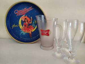lot 81 image: Miller High Life Colorful Tray, Plastic Pitcher & Pilsner Glasses