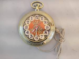lot 60 image: Spartus Have Another Electric Clock