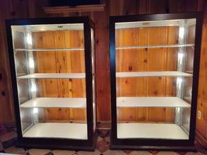 lot 162 image: Pair of Lighted MetalGlass Display Cases