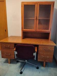 lot 230 image: Two Piece DeskCredenza & Chair on Wheels