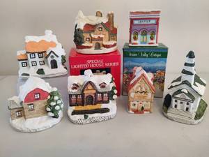 lot 239 image: Lot of Assorted Ceramic Houses