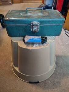 lot 310 image: Garage Lot - Step Stool, Extension Cord & ToolTackle Box
