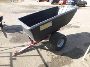 lot 78 image: Husky Tow Behind Garden Cart