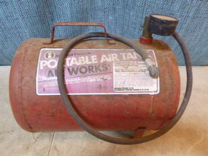 lot 128 image: Portable Air Tank with Hose