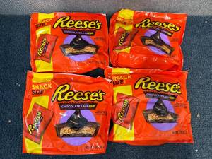 lot 169 image: 4 Bags Of ReeseS Lava Cups