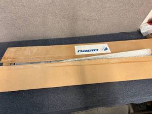 lot 51 image: Naeir Everywhere Task Light